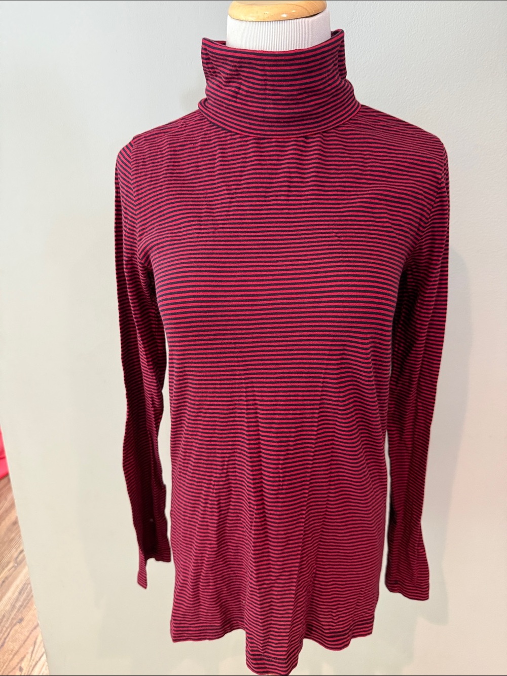 NWOT J. Crew  red and navy striped tissue turtleneck - M